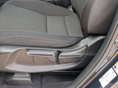Used 2023 Honda CR-V LX image 15