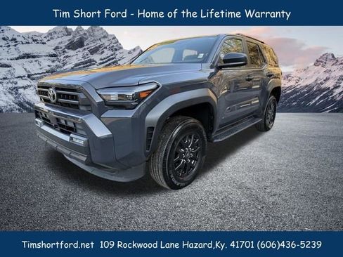 Used 2025 Toyota 4Runner SR5 image 6