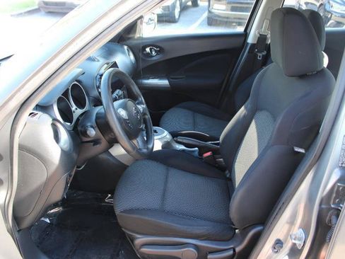 Used 2017 Nissan Juke S FWD image 11