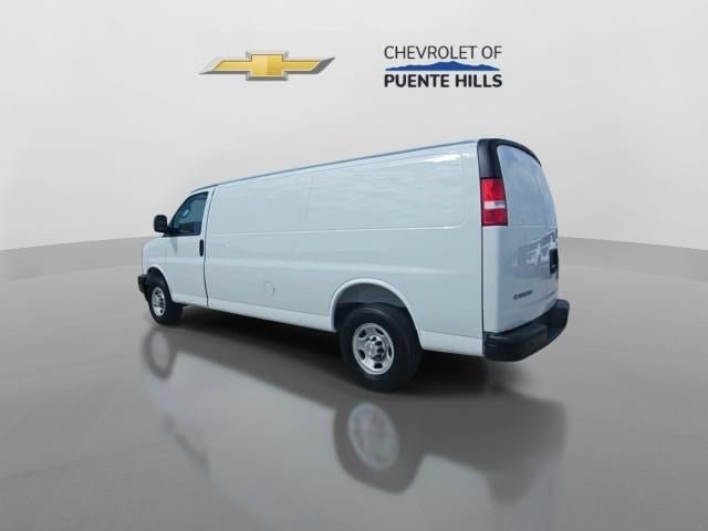 New 2026 Chevrolet Express 2500 Extended w/ Communications Package RWD image 6