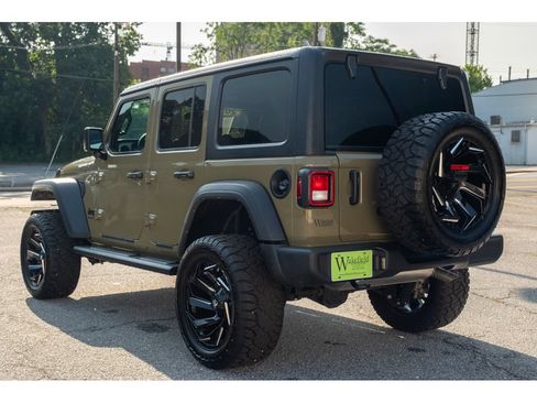 Used 2025 Jeep Wrangler Unlimited Sport AWD/4WD image 6