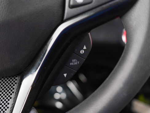 Used 2021 Honda HR-V EX image 25