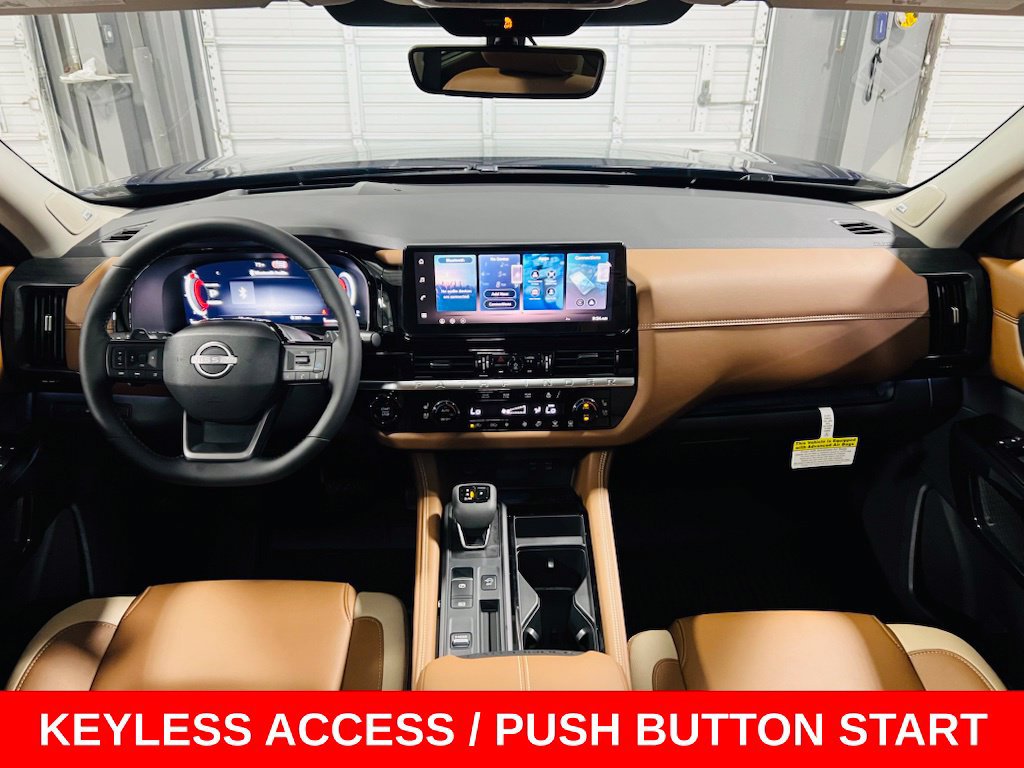New 2026 Nissan Pathfinder Platinum FWD image 4