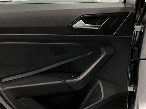 Used 2023 Volkswagen Jetta SE image 20