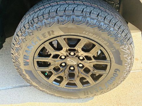 New 2026 Chevrolet Colorado Trail Boss AWD/4WD image 4