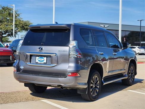 Used 2023 Lexus GX 460 Premium image 3
