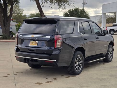 Used 2021 Chevrolet Tahoe LT w/ LT Signature Package image 3