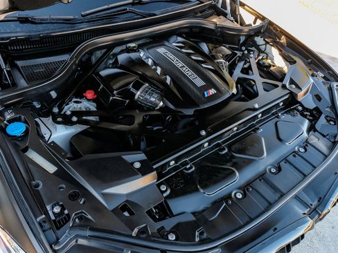 Used 2021 BMW X6 M w/ Competition Package image 59