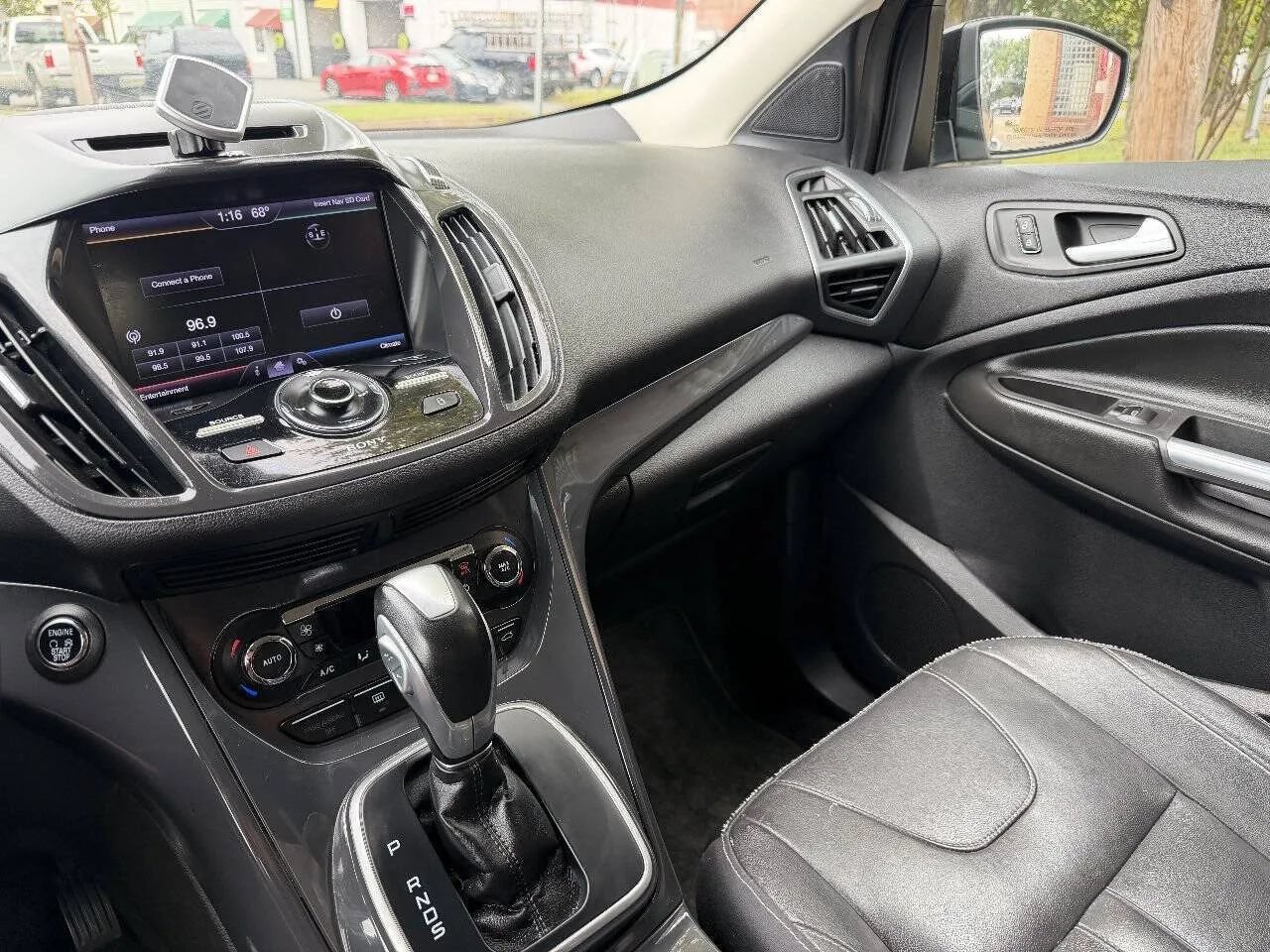 Used 2013 Ford Escape Titanium w/ Parking Technology Pkg AWD/4WD image 16