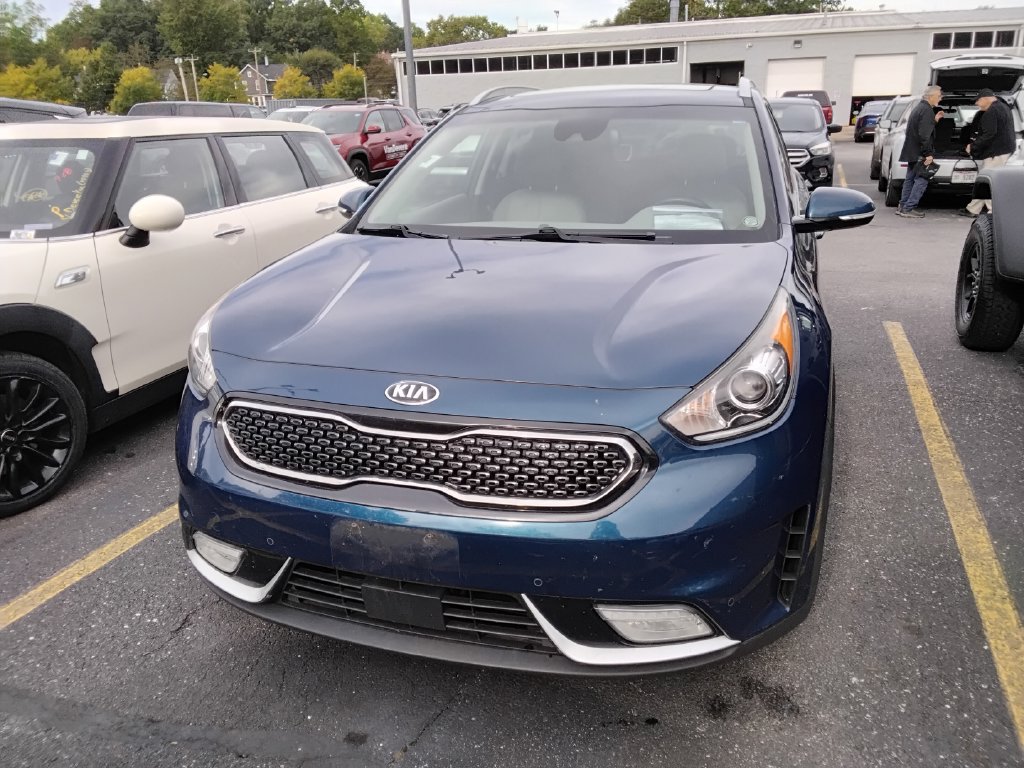 Used 2018 Kia Niro Touring FWD image 7