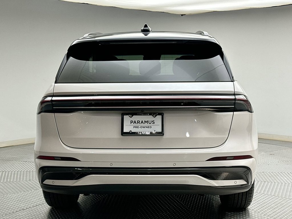 Used 2024 Lincoln Nautilus Black Label w/ Jet Appearance Package (87T) AWD/4WD image 12