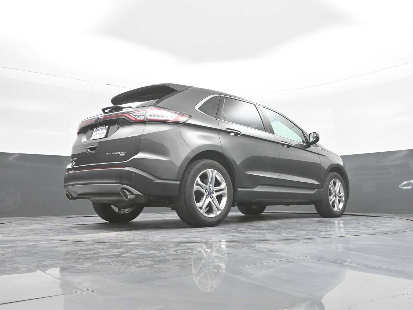 Used 2018 Ford Edge Titanium w/ Equipment Group 301A AWD/4WD image 48