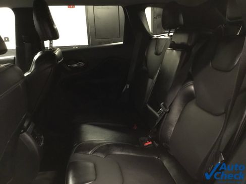 Used 2023 Jeep Cherokee Altitude Lux w/ Lux Elite Package AWD/4WD image 30