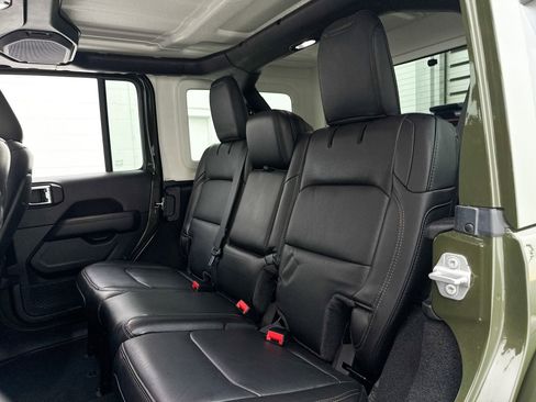 Used 2023 Jeep Wrangler Unlimited Rubicon 392 w/ Dual Top Group image 32