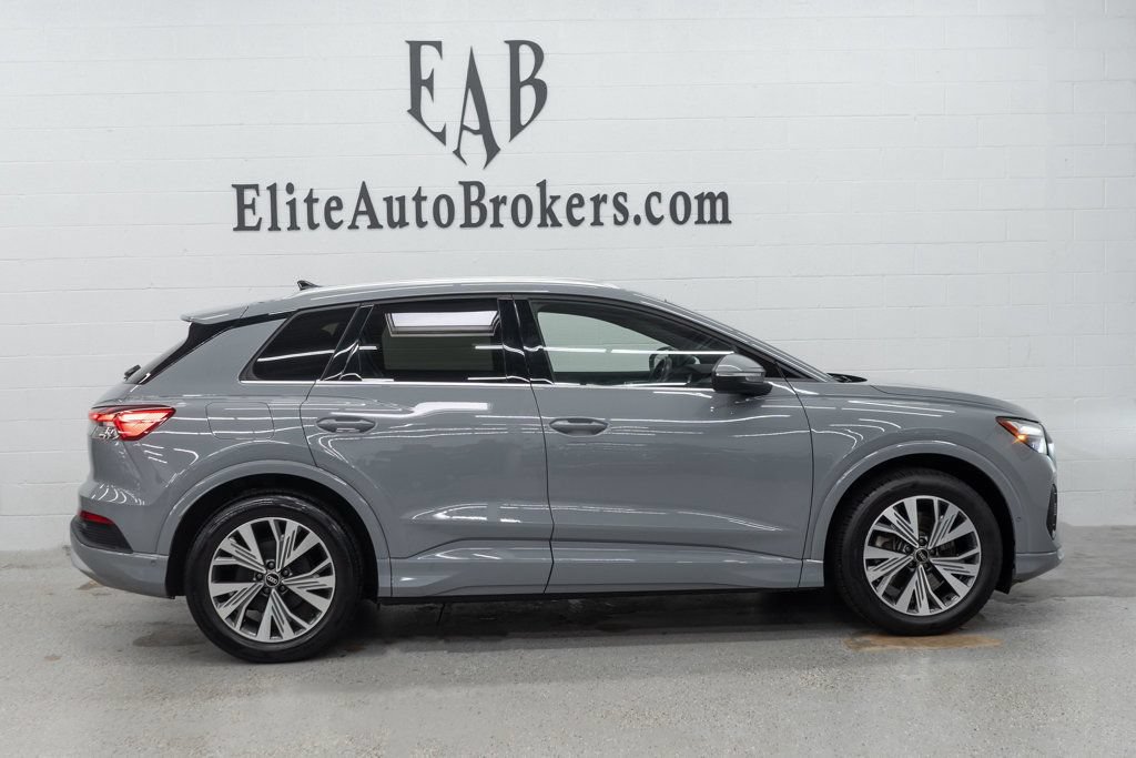 Used 2023 Audi Q4 e-tron Premium Plus w/ Premium Plus RWD image 5
