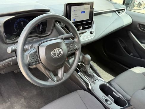 Used 2026 Toyota Corolla LE FWD image 9