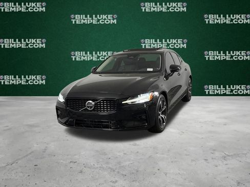 Used 2025 Volvo S60 B5 Plus FWD image 3