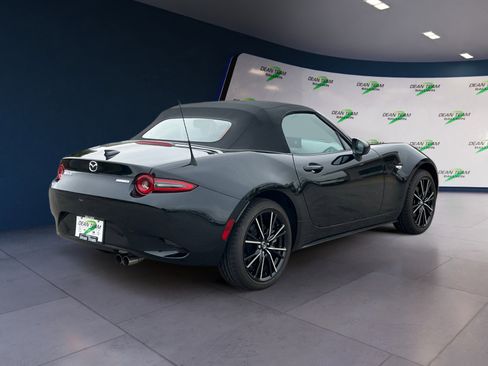 Used 2024 MAZDA MX-5 Miata Grand Touring w/ Weather Package image 7