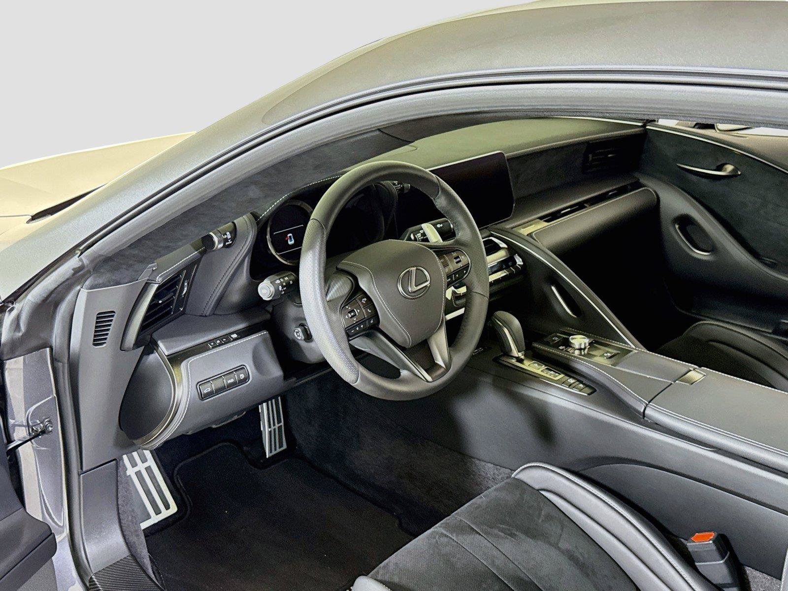 Used 2025 Lexus LC 500 Coupe w/ Bespoke Build Package RWD image 12