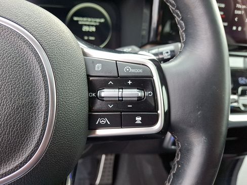 Used 2022 Kia Sorento SX Prestige AWD/4WD image 24