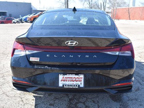 Used 2022 Hyundai Elantra SEL image 7