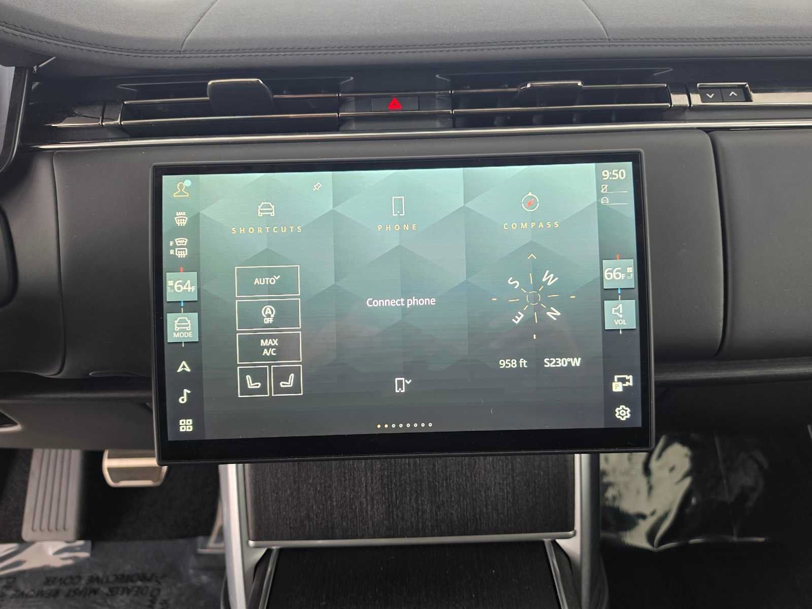 Used 2025 Land Rover Range Rover Long Wheelbase SE AWD/4WD image 24