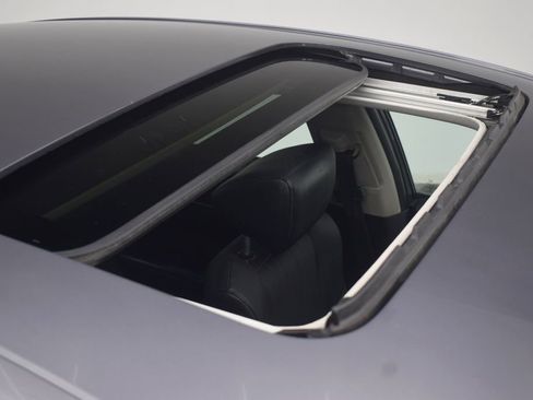 Used 2018 Honda Accord EX-L image 16