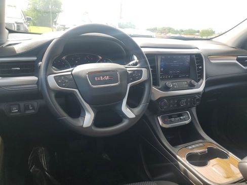 Used 2021 GMC Acadia SLE FWD image 19