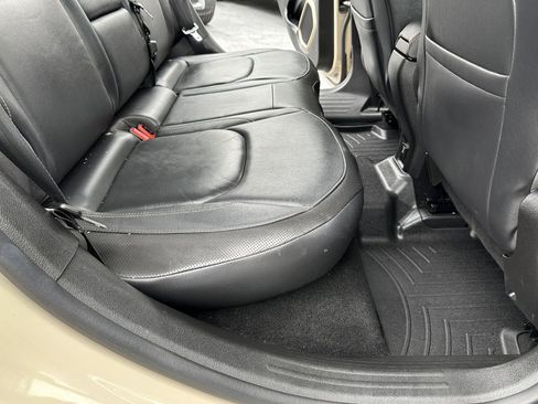 Used 2015 Jeep Renegade Limited AWD/4WD image 37