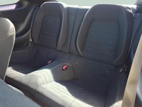 Used 2017 Ford Mustang Coupe image 17
