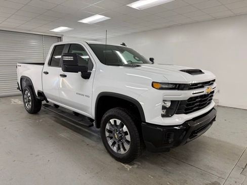 New 2026 Chevrolet Silverado 2500 Custom w/ Custom Value Package image 3