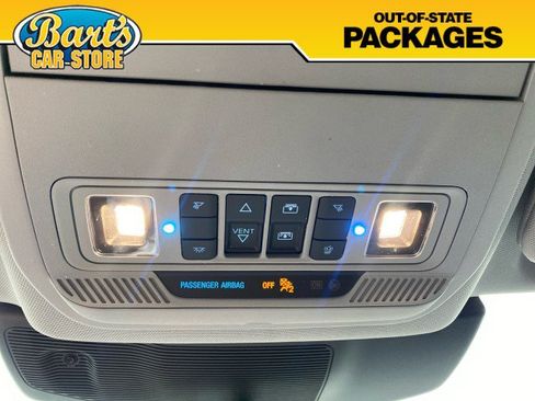Used 2021 Ford Explorer XLT w/ Equipment Group 202A AWD/4WD image 37