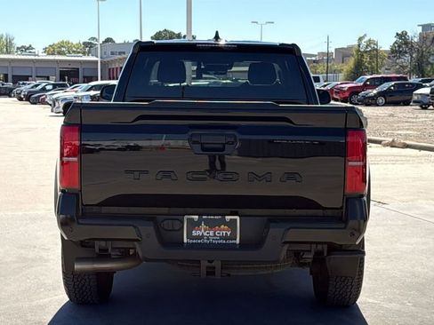 Used 2024 Toyota Tacoma PreRunner w/ TRD Prerunner Upgrade Package image 4