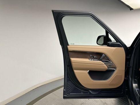 New 2027 Land Rover Range Rover SE AWD/4WD image 9