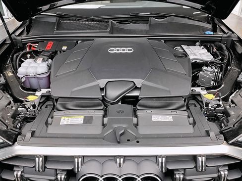 Used 2025 Audi Q7 Premium Plus image 30