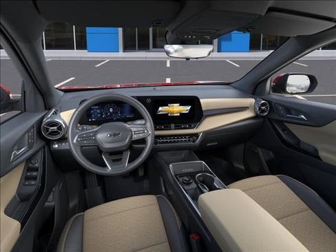 New 2026 Chevrolet Equinox ACTIV w/ Convenience Package III AWD/4WD image 15