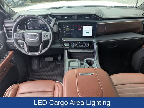 Used 2025 GMC Sierra 2500 Denali Ultimate AWD/4WD image 17