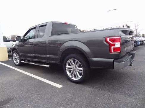 Used 2020 Ford F150 XLT image 8
