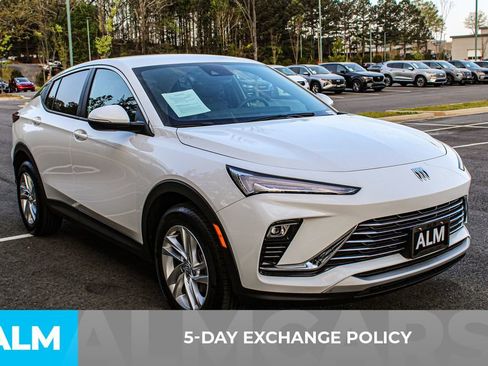 Used 2025 Buick Envista Preferred image 4