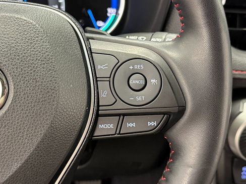 Used 2021 Toyota RAV4 XSE w/ Premium Package AWD/4WD image 19