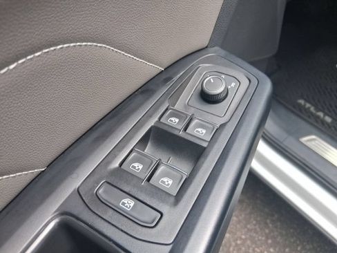 Used 2021 Volkswagen Atlas SE AWD/4WD image 12
