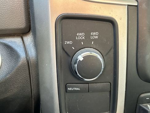 Used 2017 RAM 2500 Big Horn image 12