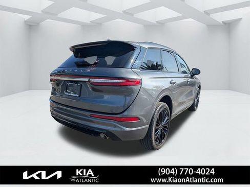 Used 2023 Lincoln Corsair Reserve w/ Jet Appearance Package image 3