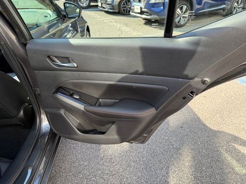 Used 2023 Nissan Altima 2.5 SR image 28