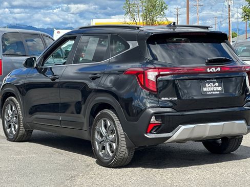 Used 2024 Kia Seltos S AWD/4WD image 7