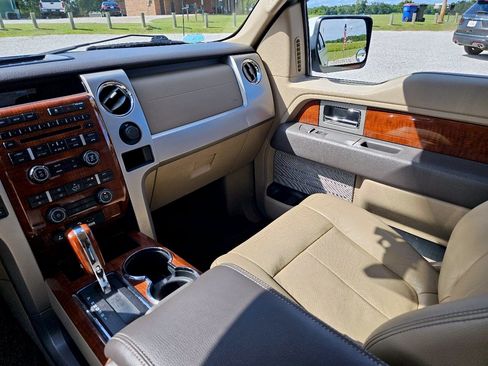 Used 2010 Ford F150 Lariat AWD/4WD image 41