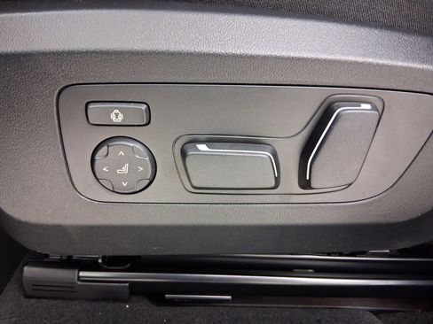 New 2026 BMW X3 M50 w/ Premium Package image 13