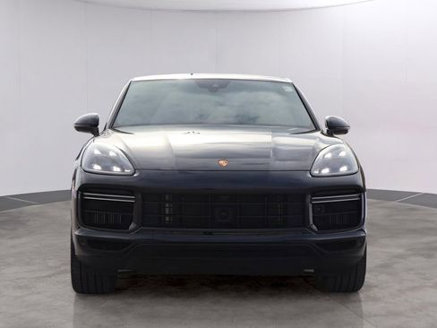 Certified 2023 Porsche Cayenne Turbo S image 12