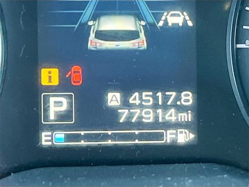 Used 2019 Subaru Crosstrek 2.0i Premium w/ Eyesight System image 12