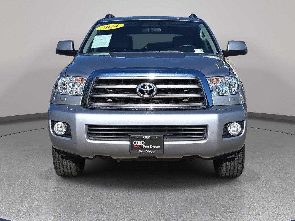 Used 2014 Toyota Sequoia SR5 AWD/4WD image 3